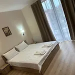 The Hillside Guest house