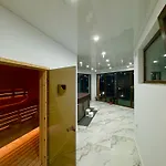 The Hillside Guest house 4*