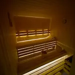 The Hillside Guest house