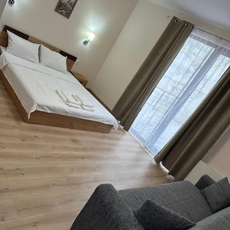 Къща за гости The Hillside 4*
