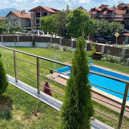 Gasthuis The Hillside 4*